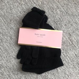 Kate Spade box hat and glove set